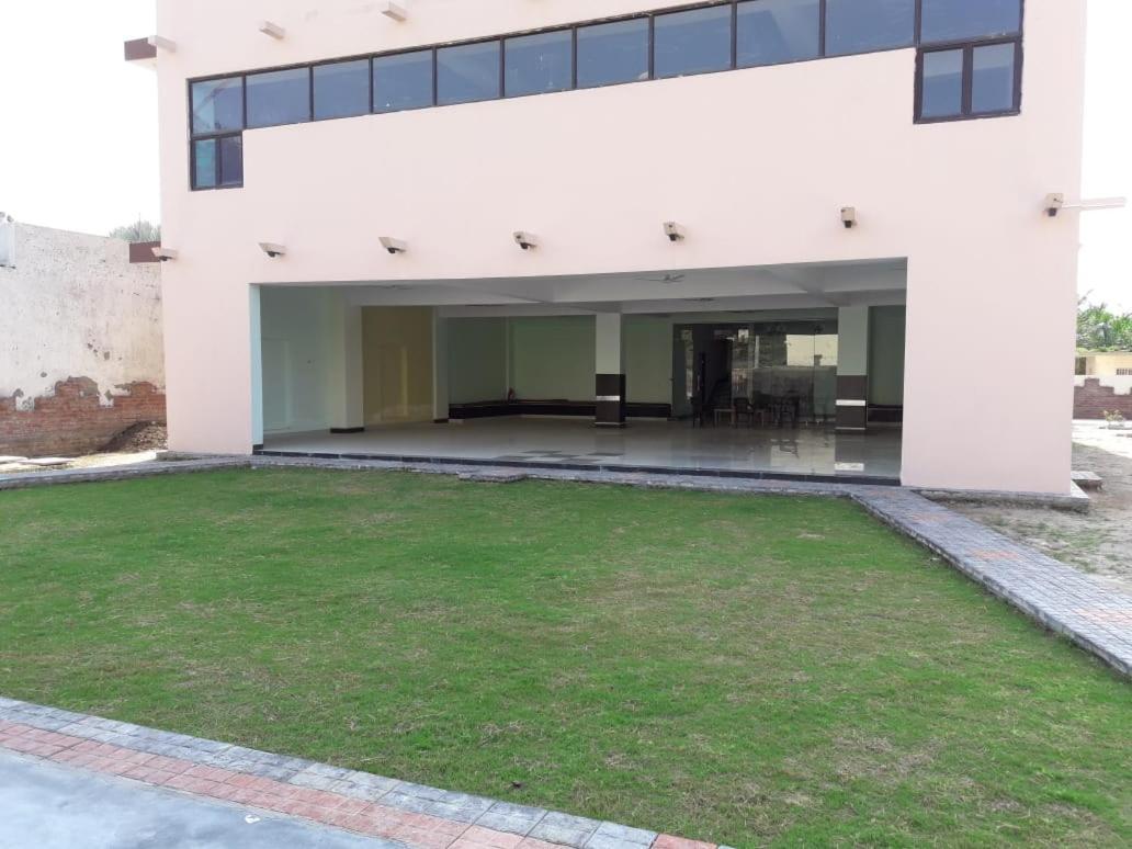 Yog Bhawan Greater Noida Exterior foto